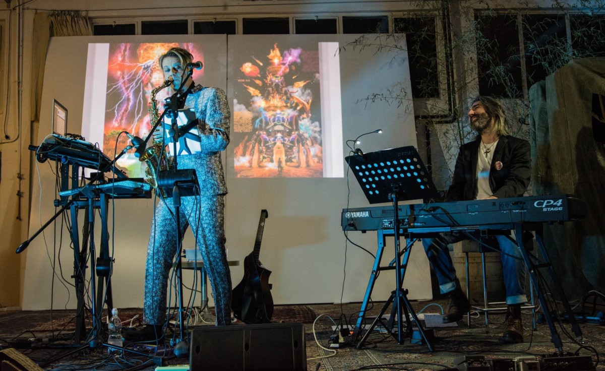 Andy live in duo all’Orvettspace