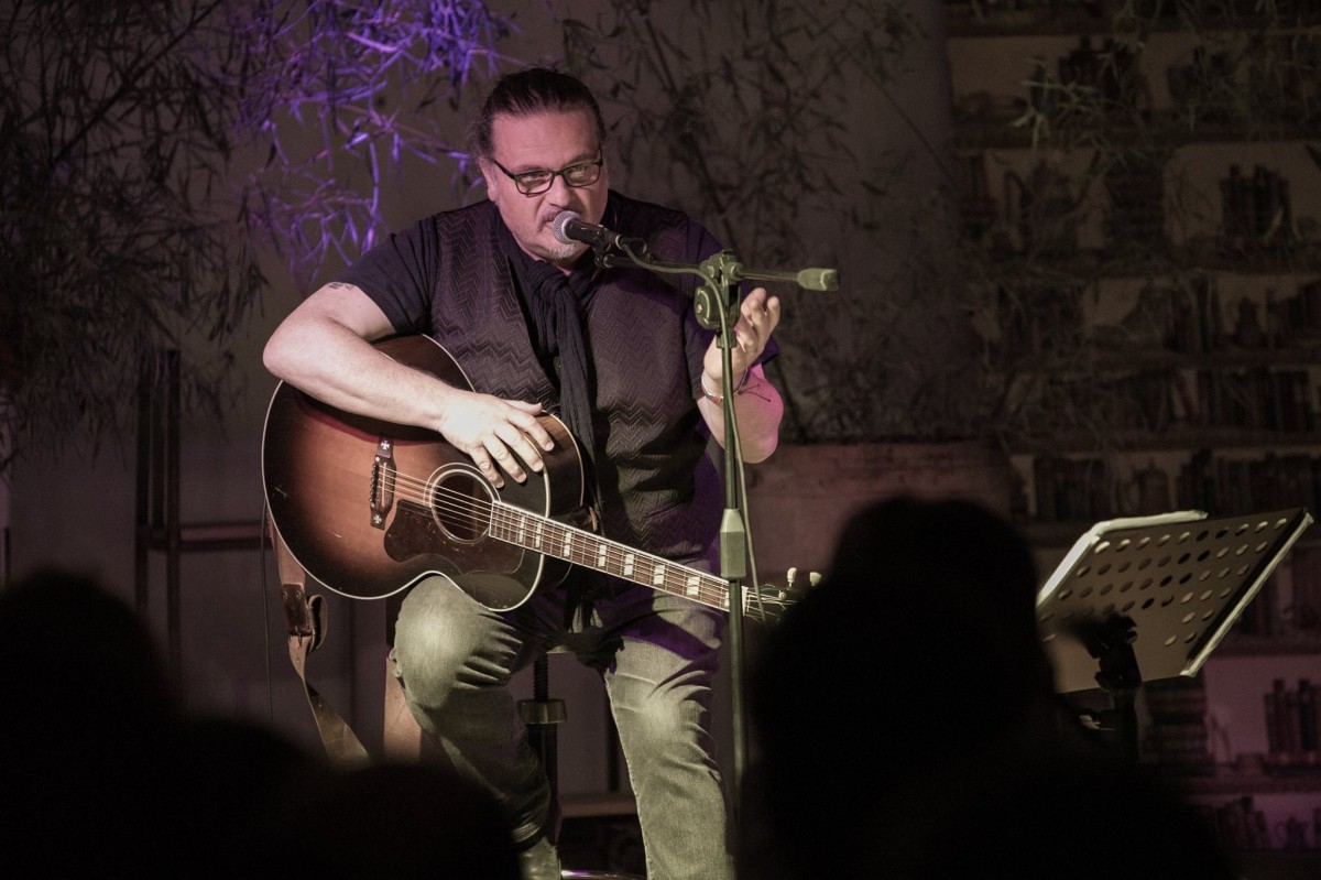 Cisco presenta “Indiani & Cowboy” – Set Acustico